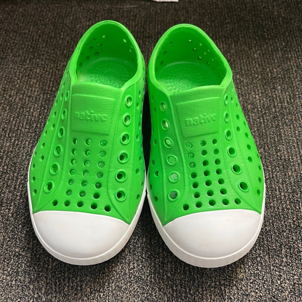 Lime Green Natives